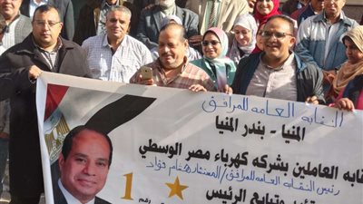 رئيس قطاع كهرباء المنيا يدلي بصوته في الانتخابات الرئاسية