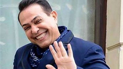 فنانو مصر يدلون بأصواتهم الانتخابية وسط 