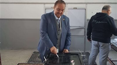 نبيل دعبس عقب الادلاء بصوته: انتخبت السيسي لاستكمال مسيرة الإنجازات