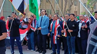 بالأعلام المصرية.. دار العلوم تُطلق مسيرة طلابية للمشاركة في العملية الانتخابية