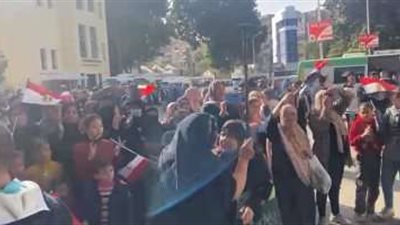 إقبال كبير من المواطنين على اللجان الانتخابية بالجيزة