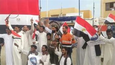 إقبال كثيف من شباب العائلات والقبائل بمنطقة أبو رماد على لجنة أحمد عرابي