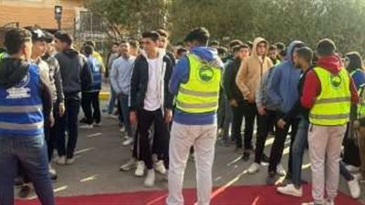 توافد عدد كبير من المواطنين للادلاء باصواتهم في لجنة المدرسة اليابانية بالشيخ زايد