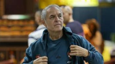 كولر يتابع مباراة اتحاد جدة وأوكلاند في كأس العالم للأندية