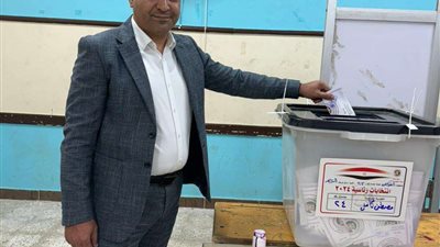عياد رزق يدلي بصوته الانتخابي ويؤكد : مشاركة المصريين الواسعة تعكس وعيهم بأداء واجبهم الوطني