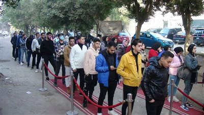 الشباب احلتوا الصفوف الأمامية.. إقبال كثيف من المواطنين في البساتين للتصويت بثالث أيام الانتخابات الرئاسية