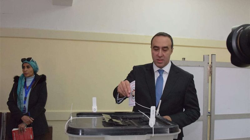 المستشار أحمد مناع