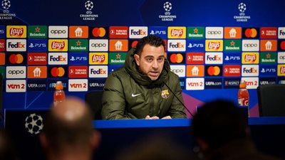 مدرب برشلونة: نحن في منتصف الطريق لصنع فريق عظيم