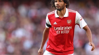 دوري الأبطال.. النني يخرج مصابا من مباراة آرسنال وإيندهوفن