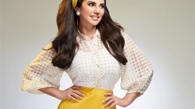 درة تعود إلى الزمن الجميل بإطلالة أنيقة (صور)