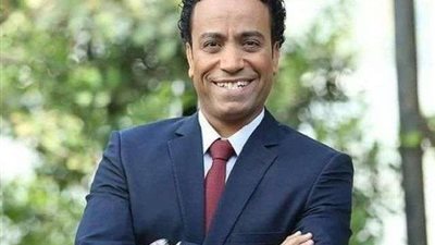 رسم البهجة على وجه مشاهديه.. فيضان من المحبة لسامح حسين في عيد ميلاده