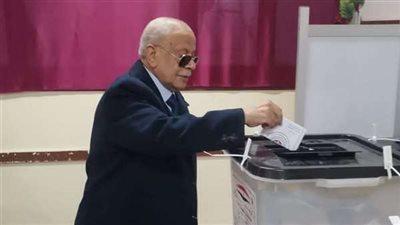 رئيس محكمة استئناف طنطا يدلي بصوته في الانتخابات الرئاسية