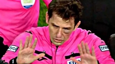 نادي تركي يعلن استقالة رئيسه بعد حادثة الاعتداء على الحكم في أحد المباريات