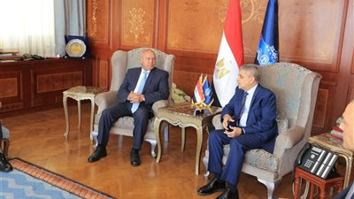 وزير النقل ورئيس قناة السويس يبحثان مع شركة «البحري» السعودية التعاون في مجال النقل البحري