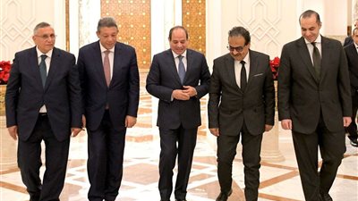 الرئيس السيسي يستقبل مرشحي انتخابات رئاسة الجمهورية 2024 بقصر الاتحادية