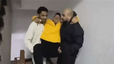 حمو بيكا: اتعب واشتغل لحد ما تلاقي ناس تشيلك تطلعك السلم