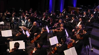 أوركسترا القاهرة السيمفوني يعزف قداس بيتهوفن في احتفالات الكريسماس بالأوبرا | صور