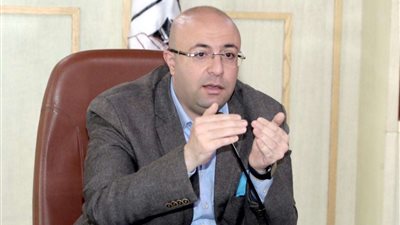 بنى سويف تحقق في القصور بمنظومة العمل في الإدارات التعليمية