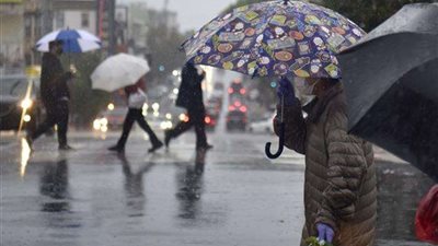 «الجو هيتحول».. الأرصاد تحذر من التقلبات الجوية والصحة: 7 فيروسات تنفسية تنتشر