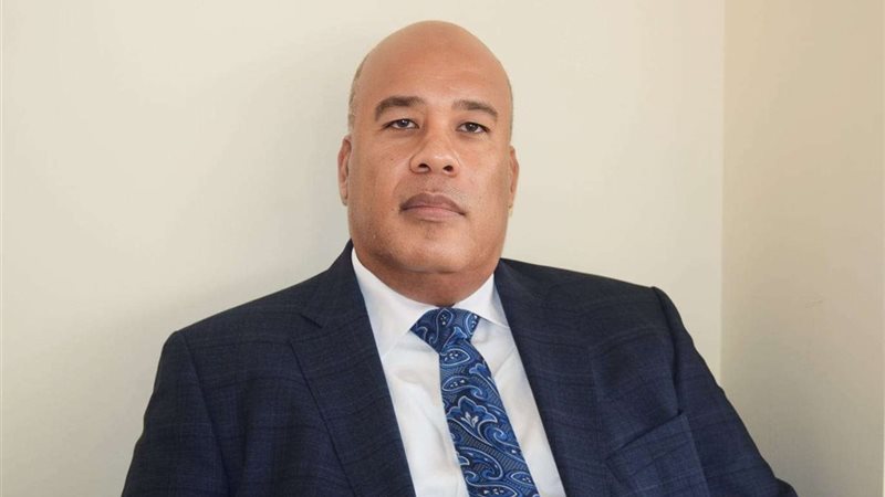 أيمن العشري
