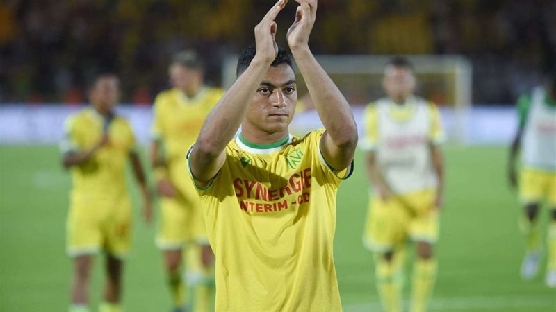 مصطفي محمد لاعب فريق