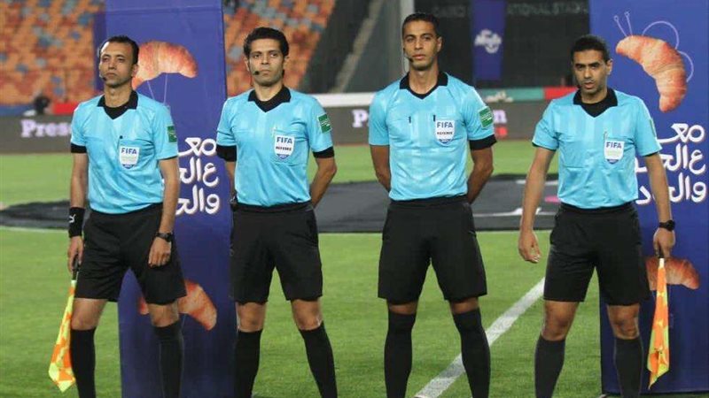قائمة الحكام المشاركين