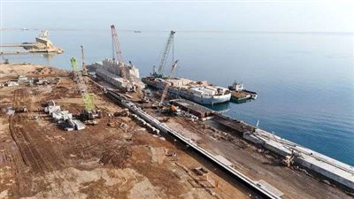 صور من أعمال إنشاء محطة متعددة الأغراض بميناء سفاجا