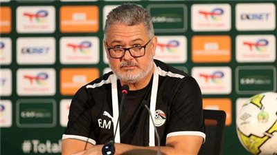 عاجل|الزمالك يدخل في مفاوضات قوية مع مدرب منتخب مصر 