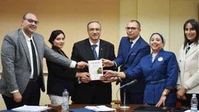 لجنة القانون والمواطنة تحاور شباب الباحثين المميزين في مجالات نشاطها