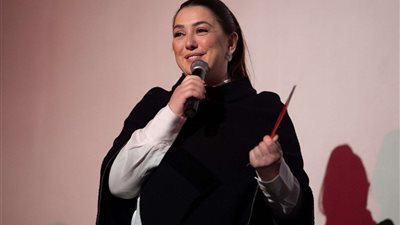 كندة علوش عضوة لجنة تحكيم مسابقة للفيلم الروائي القصير الدولي