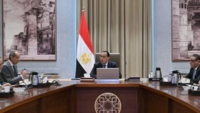 مدبولي يبحث بعض الملفات مع وزير الاتصالات عمرو طلعت