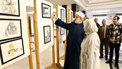 «الضويني» يتفقد معرض ملتقى الأزهر الدولي الثاني للكاريكاتير