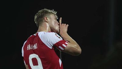 الريمونتادا للشياطين.. مانشستر يونايتد يقلب الطاولة ويتقدم بثلاثة على أستون فيلا