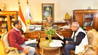 محافظ أسيوط يلتقي مع أعضاء مجلسي النواب والشيوخ لمناقشة موقف المشروعات التنموية