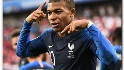 ريال مدريد يحضر مفاجأة مدوية للتعاقد مع إمبابي مجانا