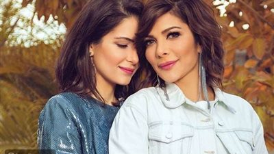 «أنتي مصدر كل شيء حلو».. شام الذهبي تهنئ والدتها بالعام الجديد