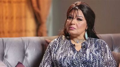 دخلت في حالة اكتئاب.. فيفي عبده تلجأ إلى طبيب نفسي