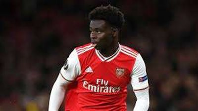 ساكا يقود هجوم أرسنال المتوقع أمام فولهام في الدوري الإنجليزي