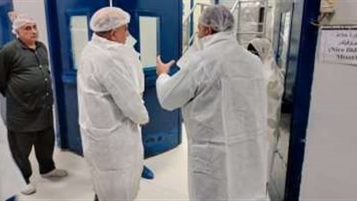 وزير قطاع الأعمال يزور شركة النيل للأدوية التابعة للشركة القابضة للكيماويات