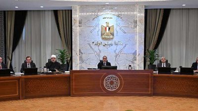 مدبولي يبحث عدة ملفات هامة خلال الاجتماع الأسبوعي بمقر العاصمة الإدارية