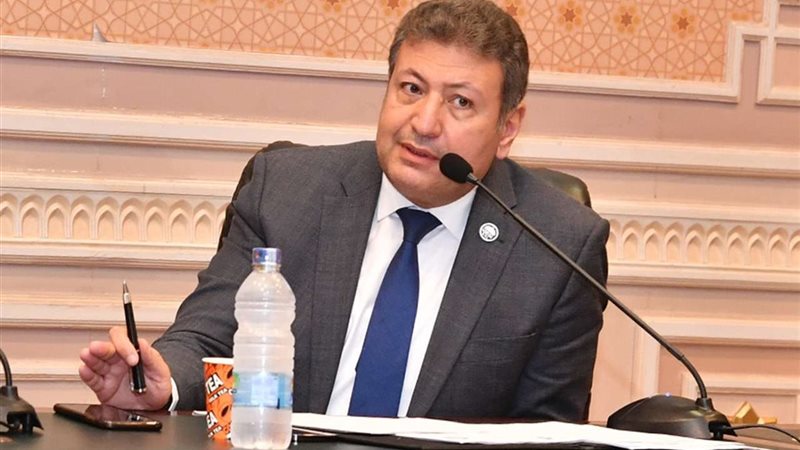 طارق شكري