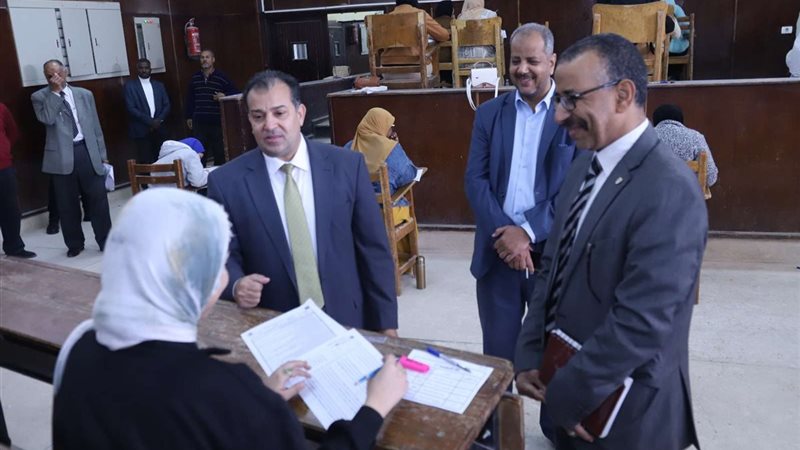 رئيس جامعة جنوب الوادي