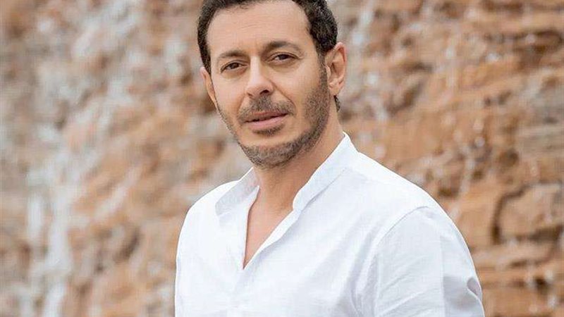 مصطفي شعبان