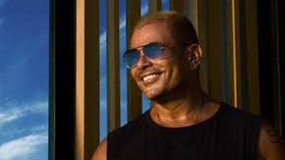 ناقد موسيقي: عمرو دياب الأعلى في 2023 بـ600 مليون حالة استماع على 