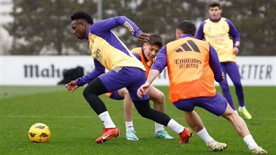 قائمة ريال مدريد لمواجه مايوركا بالدوري الإسباني.. عودة كرفاخال وفينسيوس