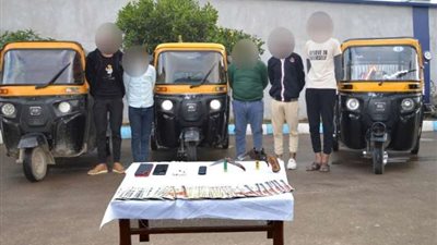 النيابة تأمر بحبس 5 عاطلين وراء سرقة مركبات «التوك توك» بالبحيرة