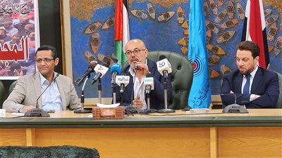 وزير الثقافة الفلسطيني: الاحتلال دمر 70% من بيوت غزة