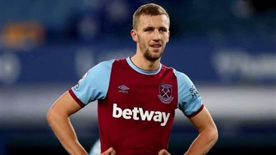 وست هام يعلن تمديد عقد نجمه ثلاث سنوات