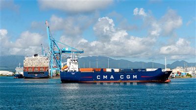 خبير نقل بحري يتوقع انتهاء التوترات في البحر الأحمر قريبا