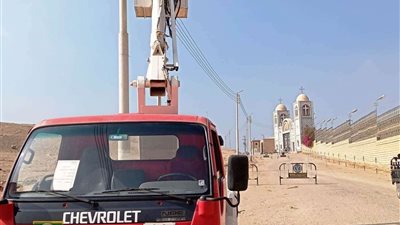 تعرف على استعدادات محافظ سوهاج لاستقبال عيد الميلاد المجيد